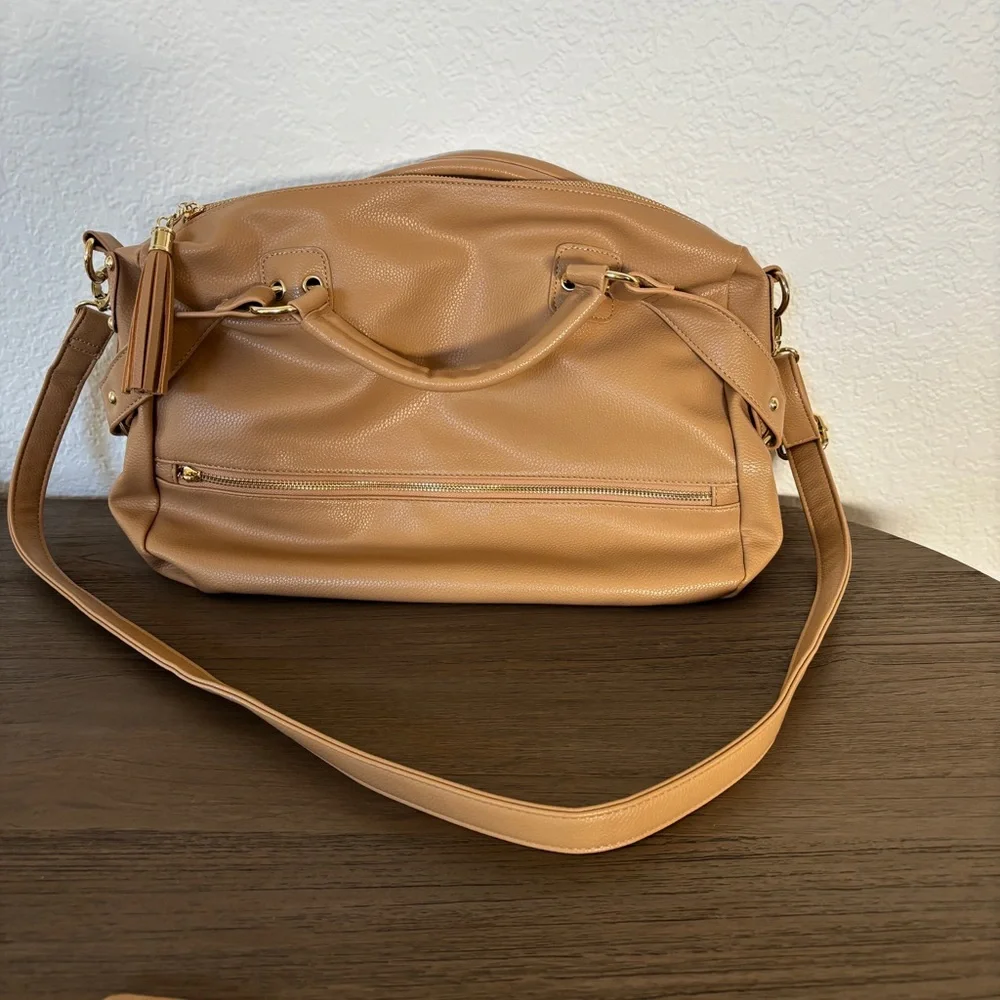 Elegant Camel Tan Shoulder Bag